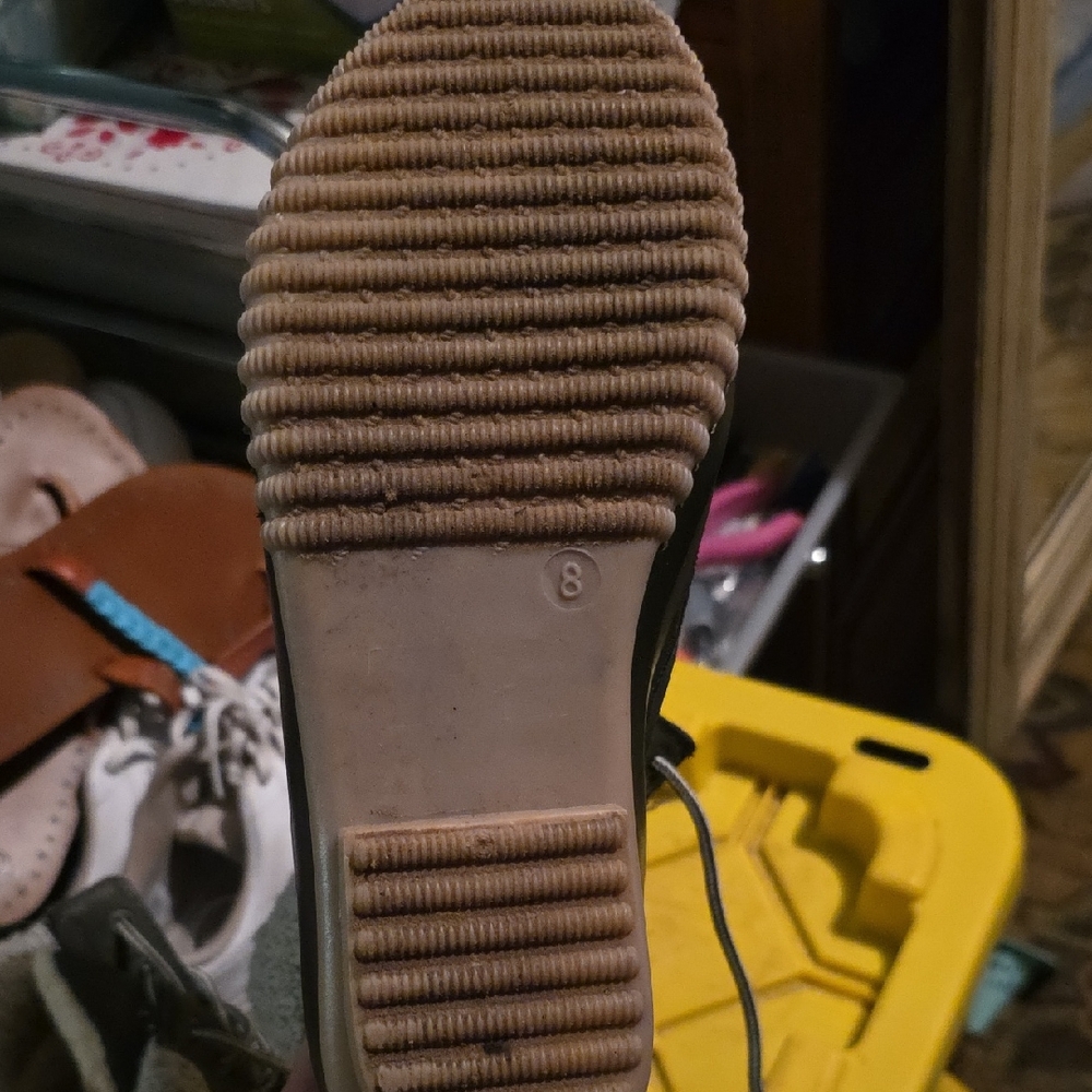 Magellan Outdoors Black and Cream Shoes